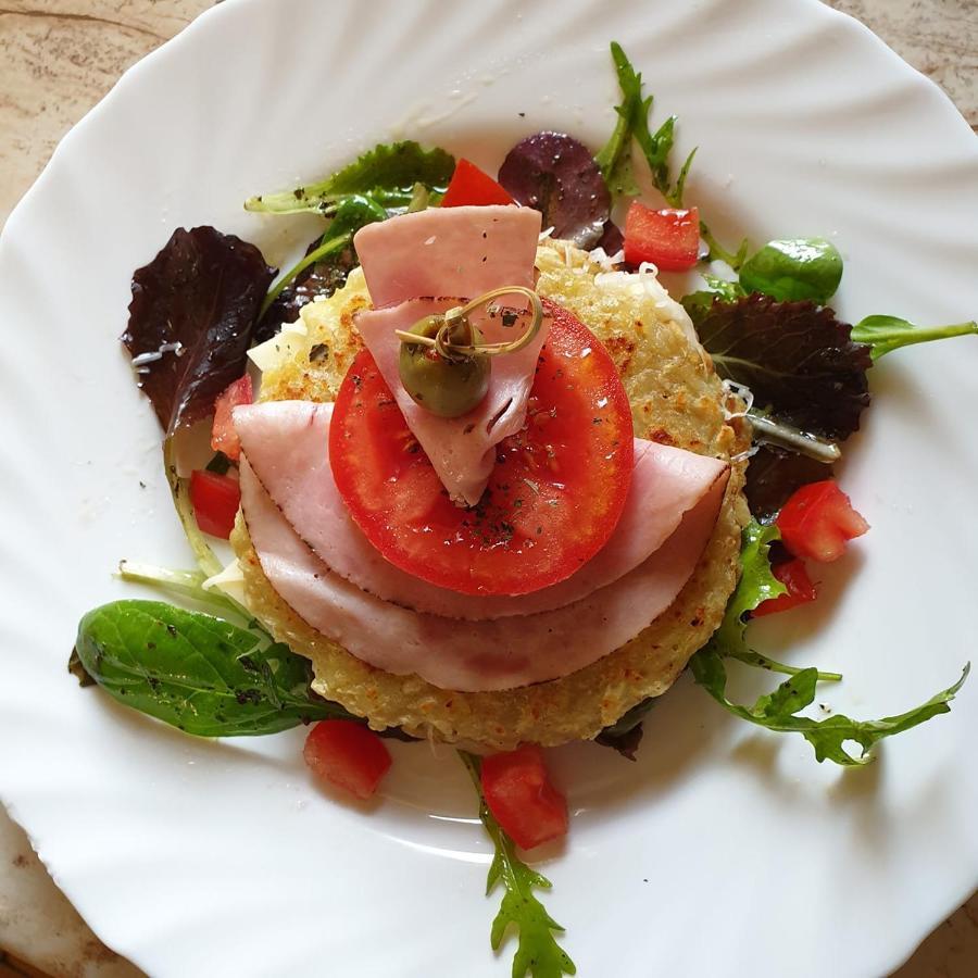 Alabastrom Panzio Es Etterem Bed & Breakfast Bogacs Ngoại thất bức ảnh