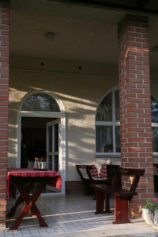 Alabastrom Panzio Es Etterem Bed & Breakfast Bogacs Ngoại thất bức ảnh