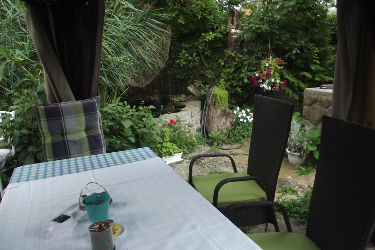 Alabastrom Panzio Es Etterem Bed & Breakfast Bogacs Ngoại thất bức ảnh